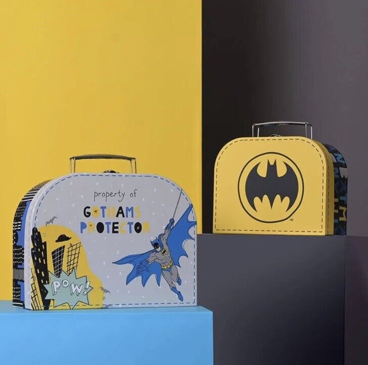 Batman Retro Suitcase Storage Boxes, Retro suitcase storage set, Comic book-inspired storage organizers, Retro suitcase design decor, Decorative storage solution